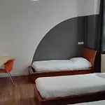 Hostel Hi Amiens