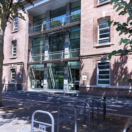 Hostel Hi Amiens